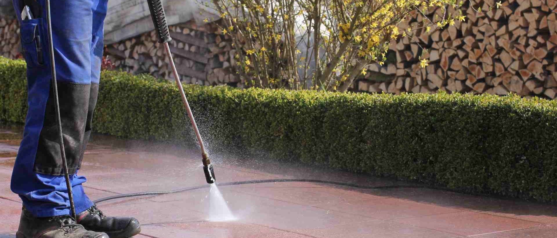 garden maintenance KT14